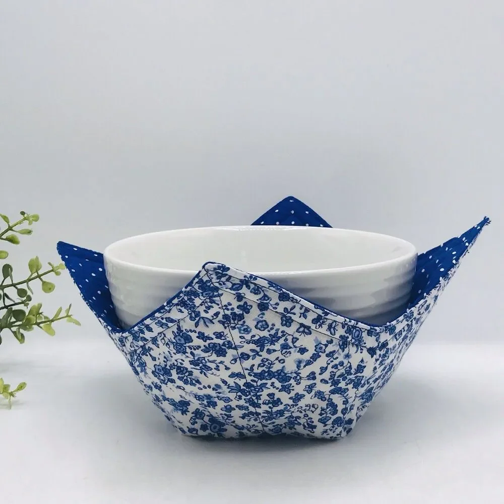 3 Piece Set Microwave Cozies, Reversible Colonial Blue Floral, Plate, Bowl, Pint